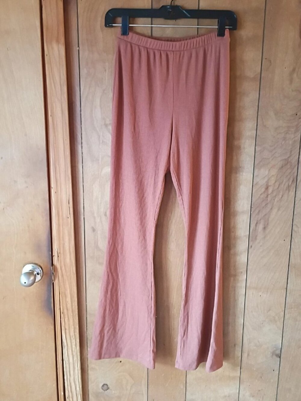 Live to Be Spoiled Women's Pull-On Pants Size Small Brown Stretch Elastic Waist